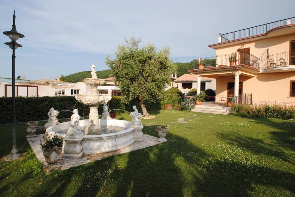 Hotel Il Salice Civitella Del Tronto Exterior foto
